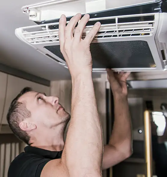  Professional Licensed And Insured Cleaners in Willimantic, CT